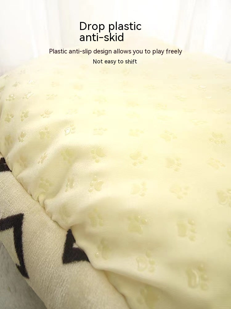 Winter Warm Thickened Flannel Pet Semi-closed Small Dog Sleeping Wear-resistant Cat Nest